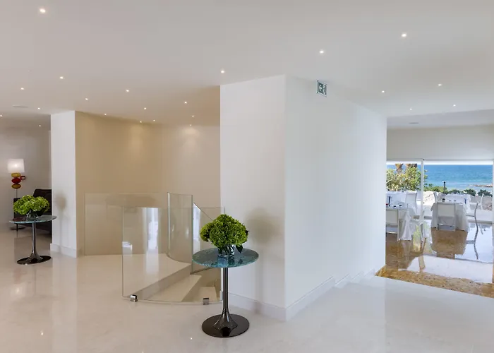 Grotta Palazzese Beach Hotel Polignano a Mare
